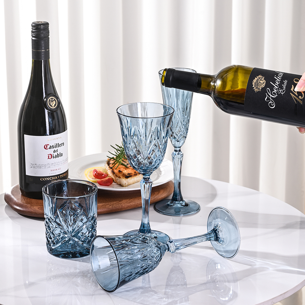 Elegant Blue Diamond-Cut Glassware（images 2）