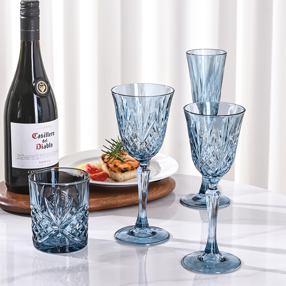 Elegant Blue Diamond-Cut Glassware（images 3）