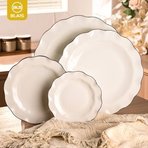 Ruffled Scalloped Black Rim Charger Plate